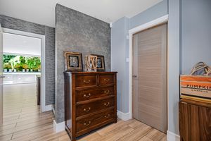 Photo 23- click for photo gallery